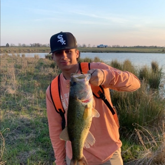 Meet your Posher, Juan - Picture 1 of 1